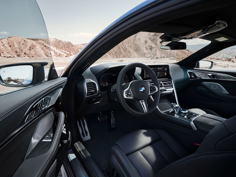 إطلاق طرازات BMW 8 الجديدة كلياً في أبوظبي